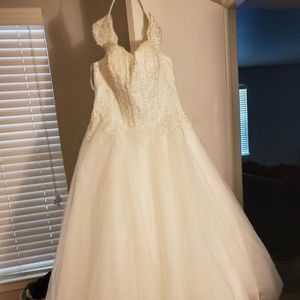 Wedding dress/ballroom gown